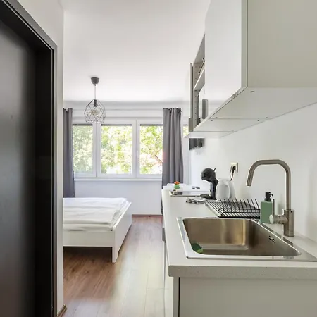 Lejlighedshotel Pauzo Balaton 4*