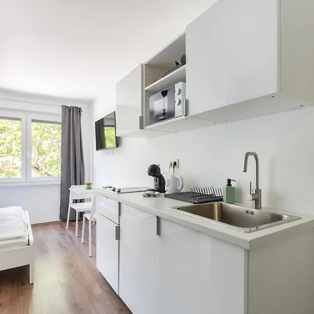 Lejlighedshotel Pauzo Balaton 4*