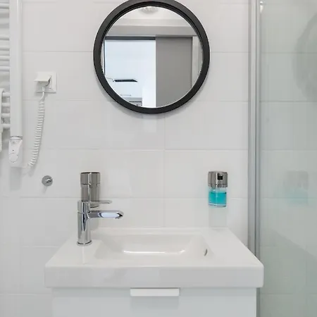 Pauzo Balaton Lejlighedshotel 4*