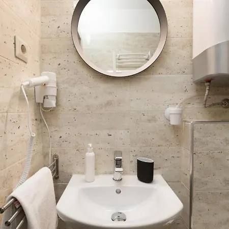 Lejlighedshotel Pauzo Balaton Balatonföldvár