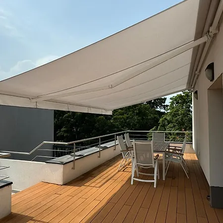 Pauzo Balaton Aparthotel Balatonfoldvar