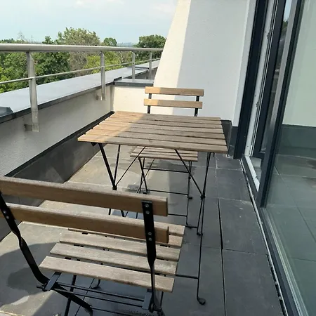 Aparthotel Pauzo Balaton Balatonfoldvar