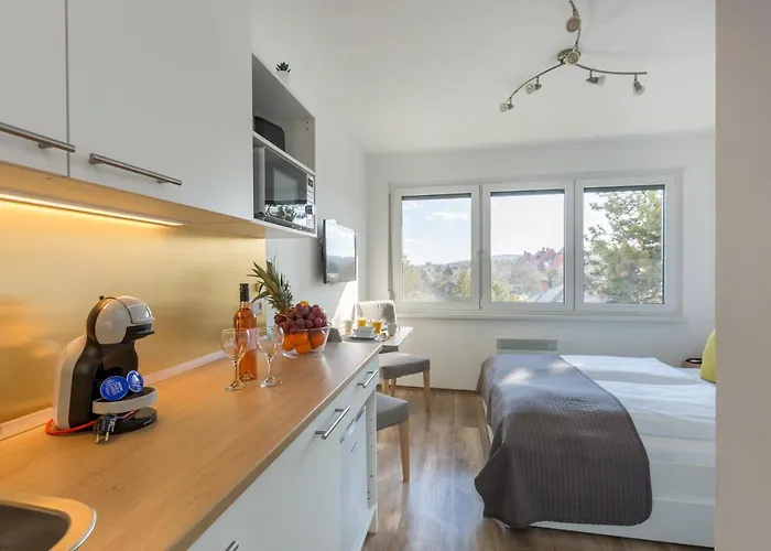 Pauzo Balaton 4* Balatonföldvár