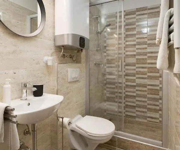 Pauzo Balaton Hotel apartamentowy