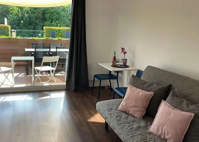 Lägenhetshotell Pauzo Balaton Balatonföldvár